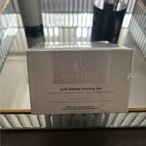 INNER-CELLS Soft-Refine Peeling Gel - White Packaging